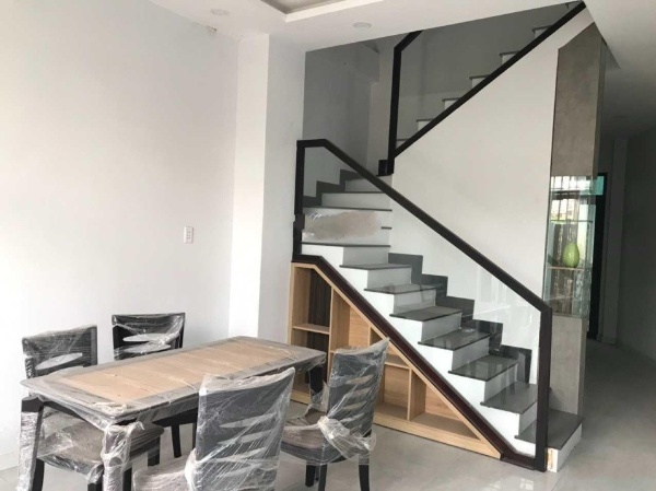 Bán gấp nhà 2 tầng mặt tiền hẻm tại Hẻm 480, Đường Hoàng Hữu Nam, Phường Long Bình, Quận 9, Hồ Chí Minh.